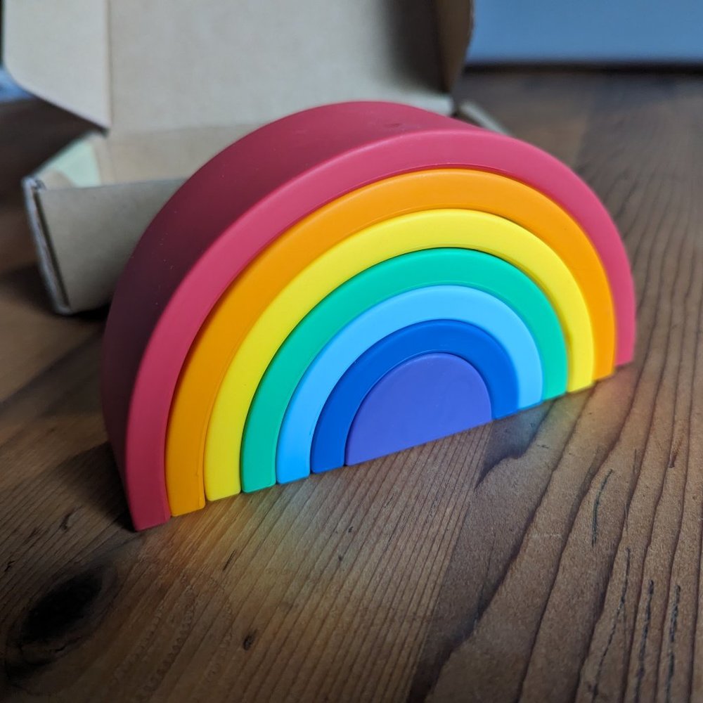 Silicone Nesting Rainbow Arches by Monti Kids